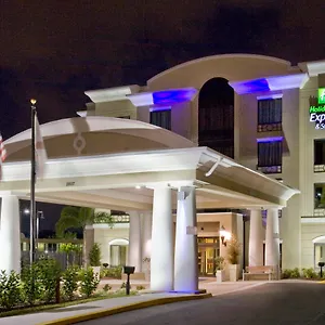 holiday-inn-express-hotel-suites-tampa-usf-busch-gardens.hotelstampa.org/